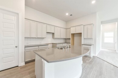 4975 Millican Dr, Pearland, TX 77584 - photo 4