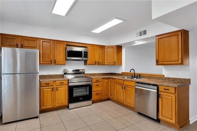 2916 Jean Lafitte Pkwy unit H, Chalmette, LA 70043 - photo 6