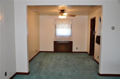 Dining room view from living room. Dining room siz