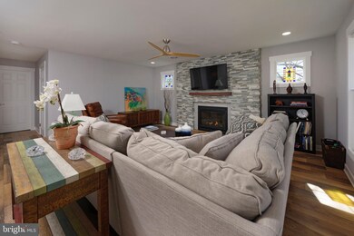 209 Sycamore St, Middleburg, VA 20117 - photo 6