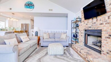 205 Ocean Dr, New Smyrna Beach, FL 32169 - photo 7