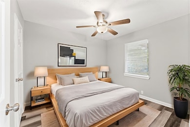 3034 Akard St, Houston, TX 77051 - photo 3