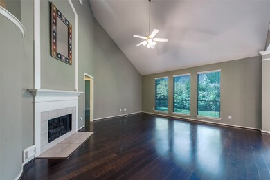 16210 Lasting Light Ln, Houston, TX 77095 - photo 4