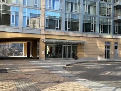 Waterplace unit 814, Providence, RI 02903 - photo 3