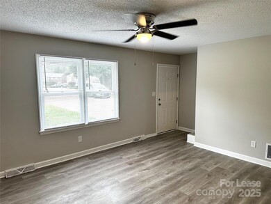 916 W 5th Ave unit C, Lexington, NC 27292 - photo 6