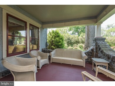 208 E Beechtree Ln, Wayne, PA 19087 - photo 4