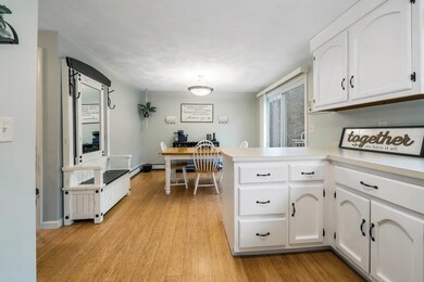 2 Karen Ln unit A, Londonderry, NH 03053 - photo 2