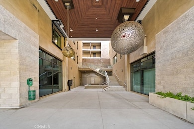 709 E Walnut St unit 219, Pasadena, CA 91101 - photo 3