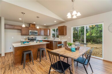 22115 Cedarview Dr E, Bonney Lake, WA 98391 - photo 5