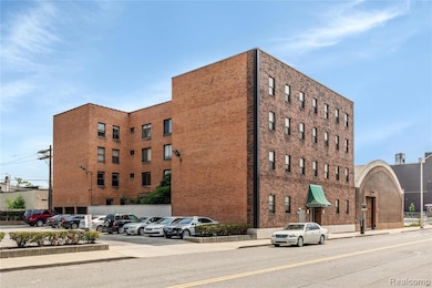 629 W Milwaukee St unit 101, Detroit, MI 48202 - photo 2