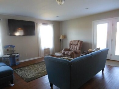 Spacious 17x14 living room and living space extend