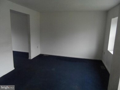 7723 Michele Dr, Hyattsville, MD 20785 - photo 2