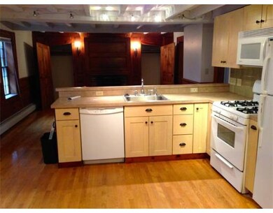 1 Daniels Street Ct unit 1, Salem, MA 01970 - photo 2