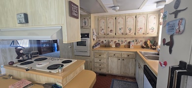 2577 Sorrel Ave, Thermal, CA 92274 - photo 5