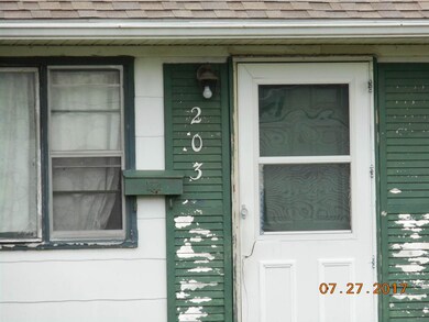 203 N Elm St, Nappanee, IN 46550 - photo 6