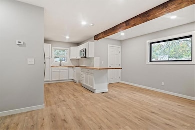 822 S Raymond St, Independence, MO 64050 - photo 6