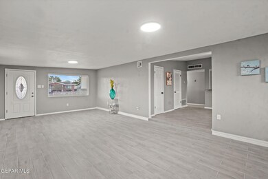328 Gladys Ave, El Paso, TX 79915 - photo 2