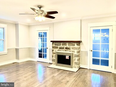 2420 Wynnefield Dr, Havertown, PA 19083 - photo 4