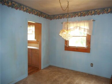 Cozy Formal Dining Room