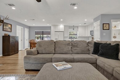 110 W Driftwood Dr, Fredericksburg, TX 78624 - photo 6