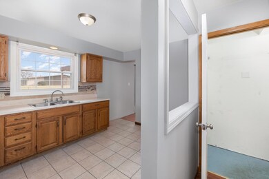 9877 Grant Place, Crown Point, IN 46307 - photo 5