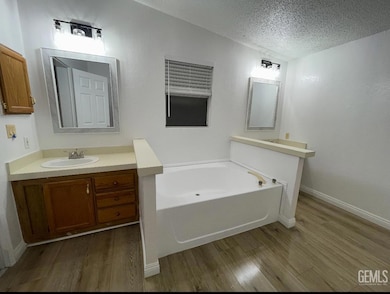 14035 Rosedale Hwy unit 81, Bakersfield, CA 93314 - photo 7