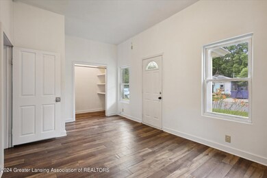 08-210-E-Grant-St-Greenville-MI-48838-Wi