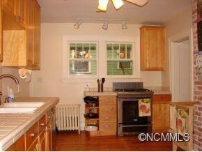 18 Tacoma St, Asheville, NC 28801 - photo 3