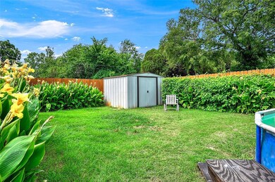 921 N Bush Ave, Denison, TX 75020 - photo 5