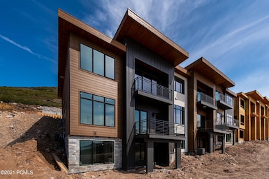 3_Exterior_high_3563151