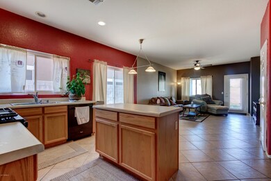 3734 E Sandy Way-8