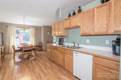 64754 Saros Ln, Bend, OR 97701 - photo 7