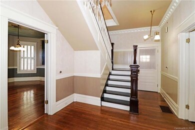 514 W Front St, Statesville, NC 28677 - photo 5