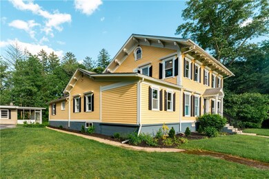 42 Bridal Ave, Warwick, RI 02886 - photo 2