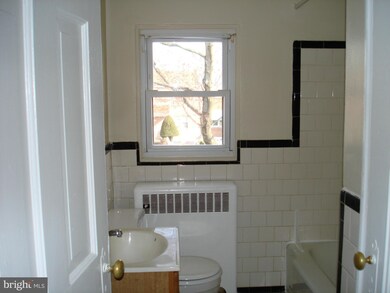 3029 E Federal St unit 2ND FLOOR, Baltimore, MD 21213 - photo 5