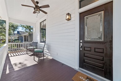 829 Arlington St, Houston, TX 77007 - photo 4