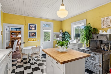 10114 E Jibboom St, Truckee, CA 96161 - photo 5