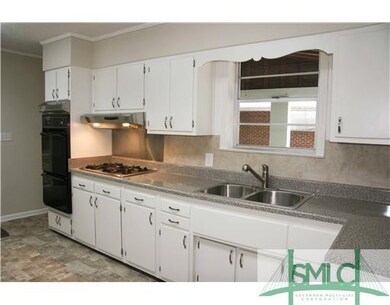 1313 E 52nd St, Savannah, GA 31404 - photo 7