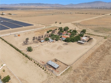 15374 Gaskell Rd, Rosamond, CA 93560 - photo 7