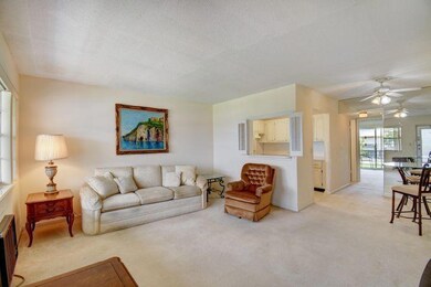 361 Sheffield N, West Palm Beach, FL 33417 - photo 2