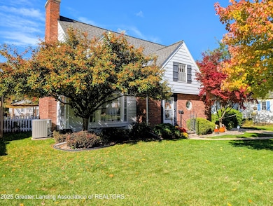 807 N Foster Ave, Lansing, MI 48912 - photo 5