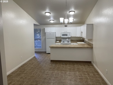 unlisted-address, Portland, OR 97223 - photo 2