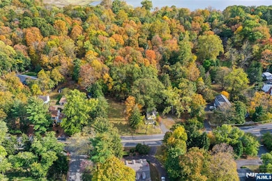 256 Pascack Rd, Woodcliff Lake, NJ 07677 - photo 4