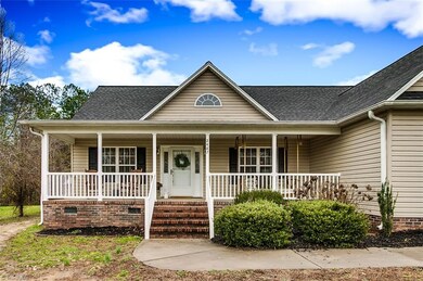 2487 Danny Bell Rd, Asheboro, NC 27205 - photo 3