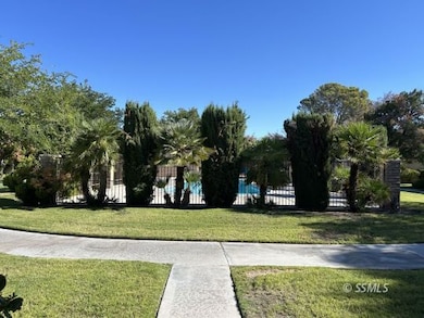 1022 Peg St, Ridgecrest, CA 93555 - photo 2