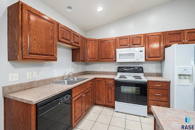 410 9th Ave, Brandon, SD 57005 - photo 5