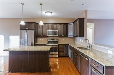 15 Clarice Ln, Cohoes, NY 12047 - photo 5