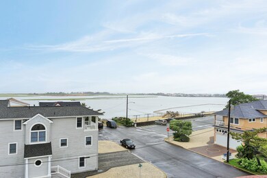 334_west_16th_street_MLS_HID1026451_ROOM