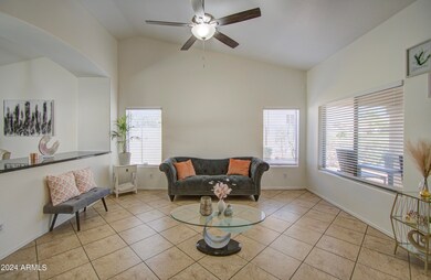 8146 W Hilton Ave, Phoenix, AZ 85043 - photo 7
