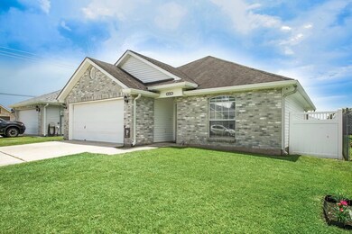 2705 Bayou Adois Ct, Marrero, LA 70072 - photo 2